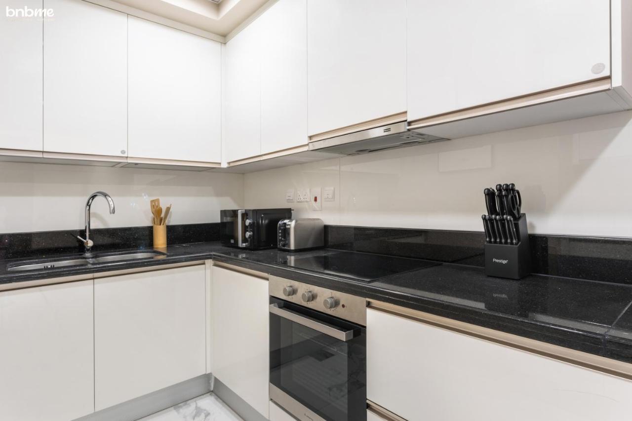 Bnbmehomes - Luxury 2B Apt - Al Habtoor - Amna Tower - 5044 Dubai Exterior foto